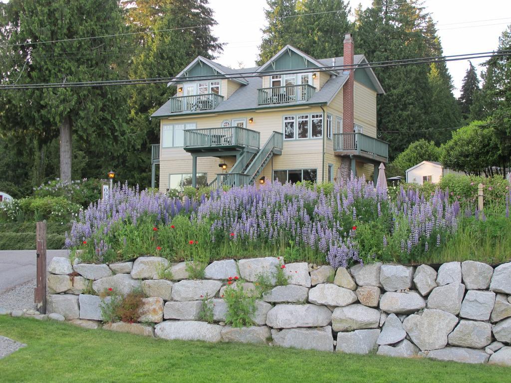 Bonniebrook Lodge Gibsons Exterior photo